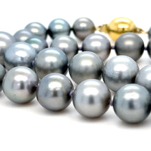 Load image into Gallery viewer, Bespoke Tahitian South Sea Cultured Pearl Necklace